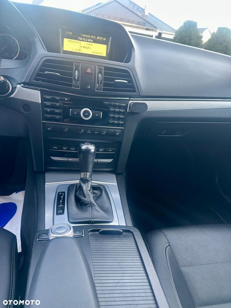 Mercedes-Benz Klasa E 250 BlueEFFICIENCY 7G-TRONIC Avantgarde - 16