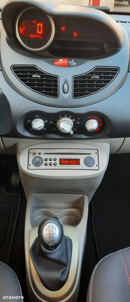 Renault Twingo 1.2 16V Dynamique - 8