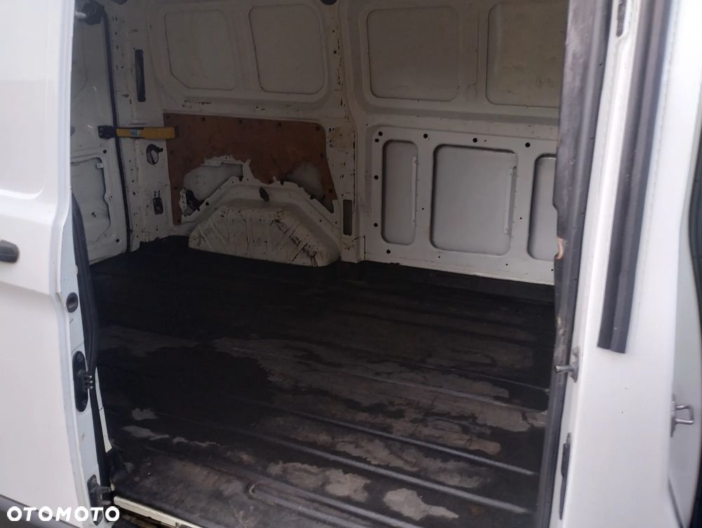 Ford TRANSIT CUSTOM - 4
