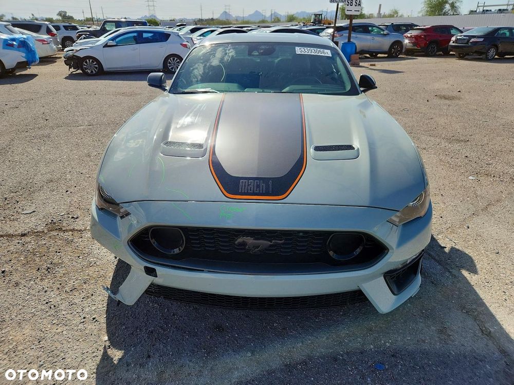 Ford Mustang - 2