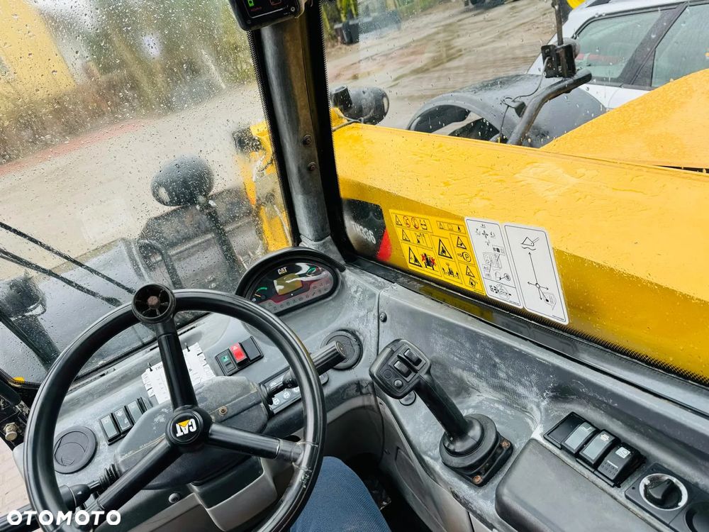 Caterpillar TH 336 - 12