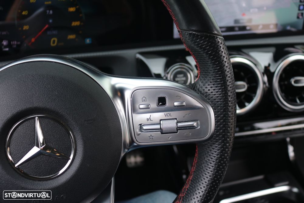 Mercedes-Benz A 160 d AMG Line - 14