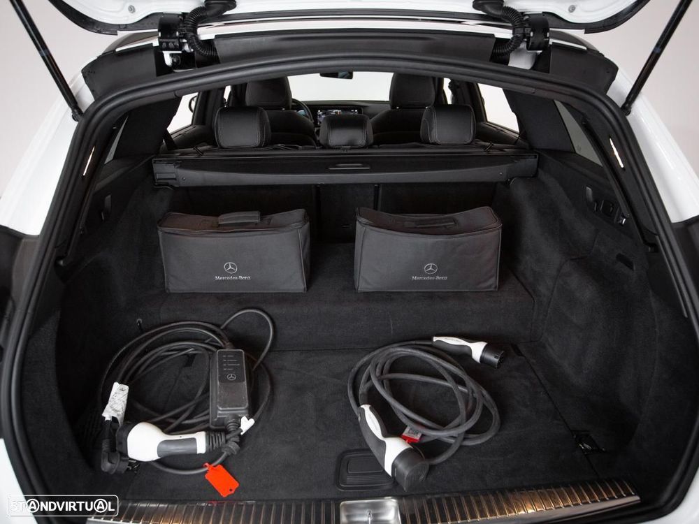 Mercedes-Benz E 300 de 4Matic T 9G-TRONIC AMG Line - 14