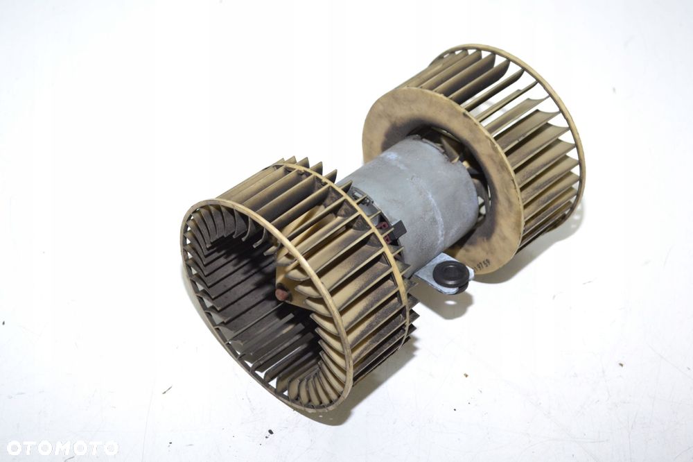 DMUCHAWA WENTYLATOR NAWIEWU 8372493 BMW E39 X5 E53 - 1