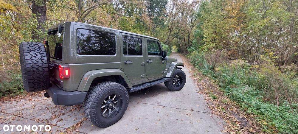 Jeep Wrangler - 10