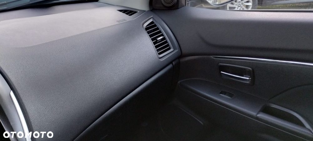 Mitsubishi ASX 1.6 2WD Comfort Edition - 24