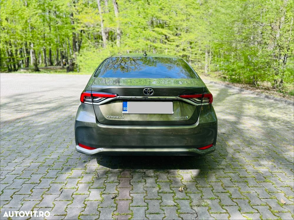 Toyota Corolla 1.8 HSD Business - 14