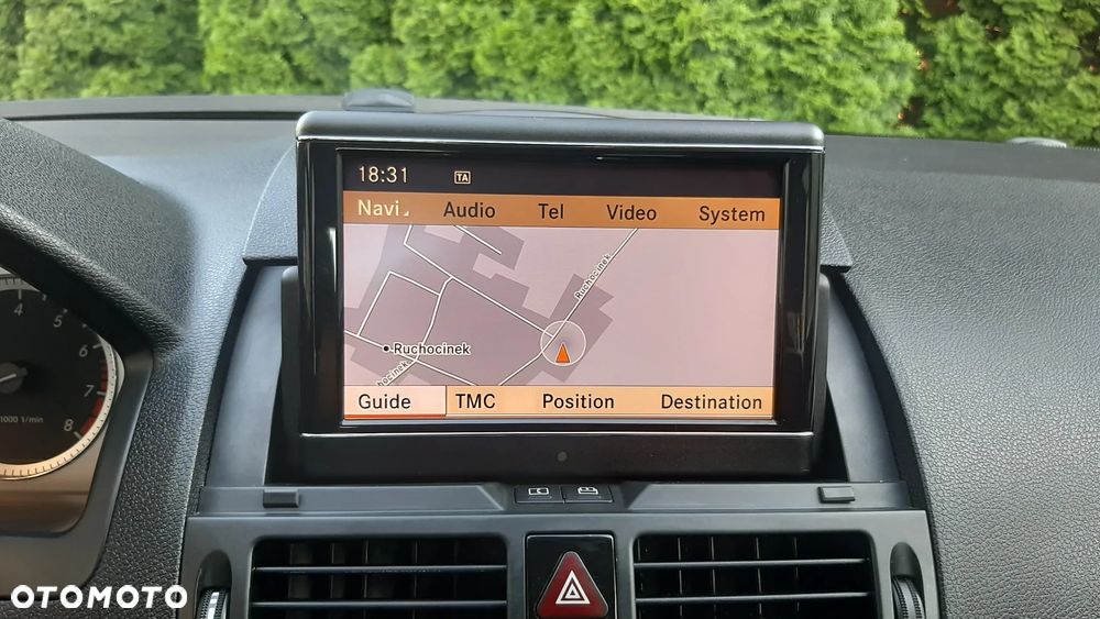 Mercedes-Benz Klasa C 180 Kompressor BlueEFFICIENCY Avantgarde - 21