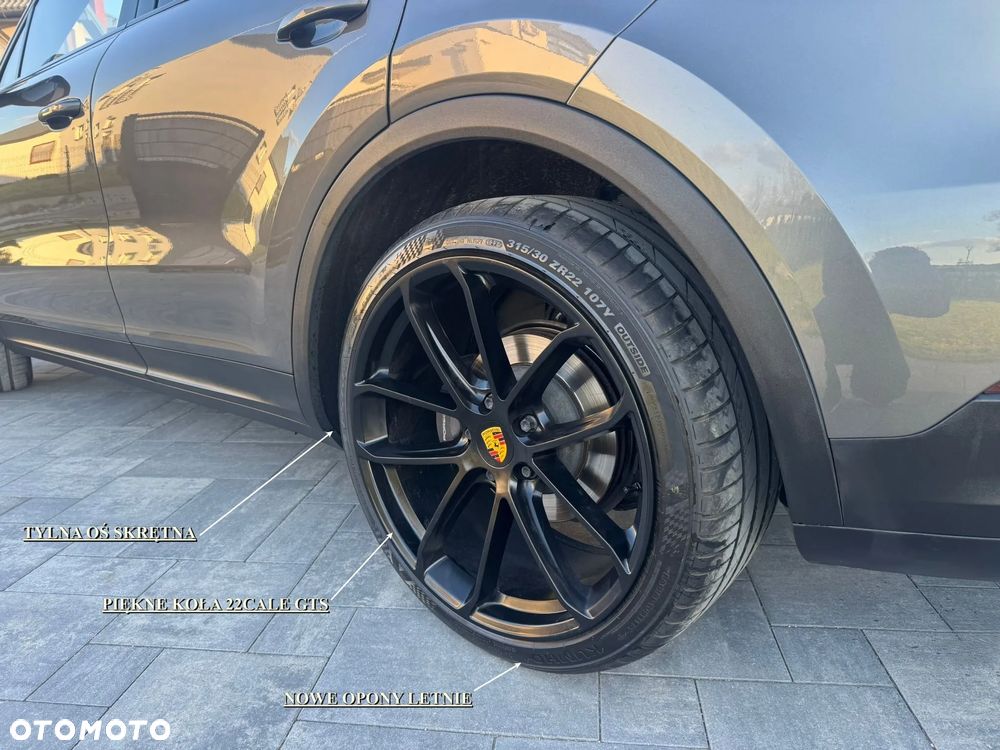 Porsche Cayenne Platinum Edition - 33