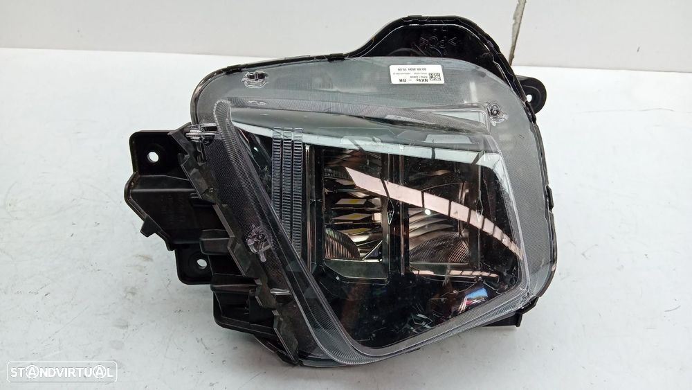 Ótica / farol direita HYUNDAI Tucson (NX4E) - 1