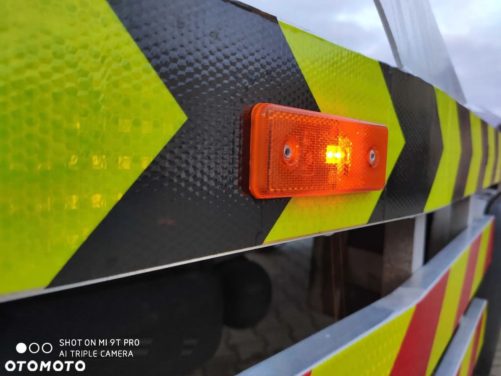 Mercedes-Benz SPRINTER 312D - 19