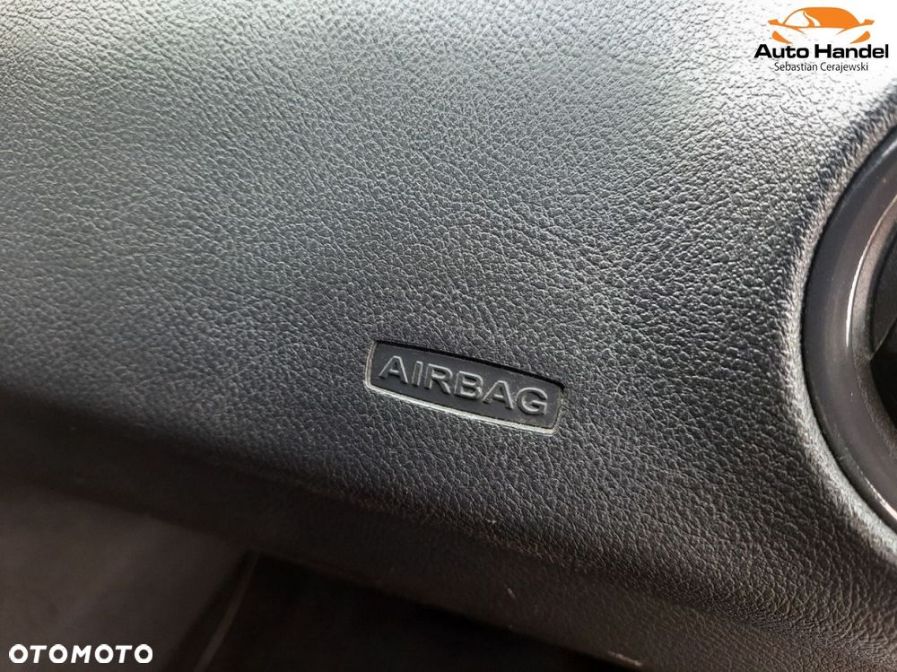 Ford Tourneo Courier - 36