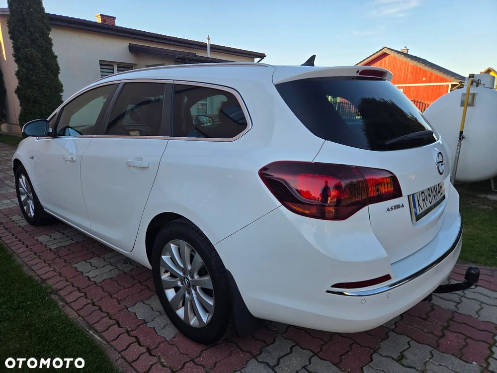 Opel Astra - 10