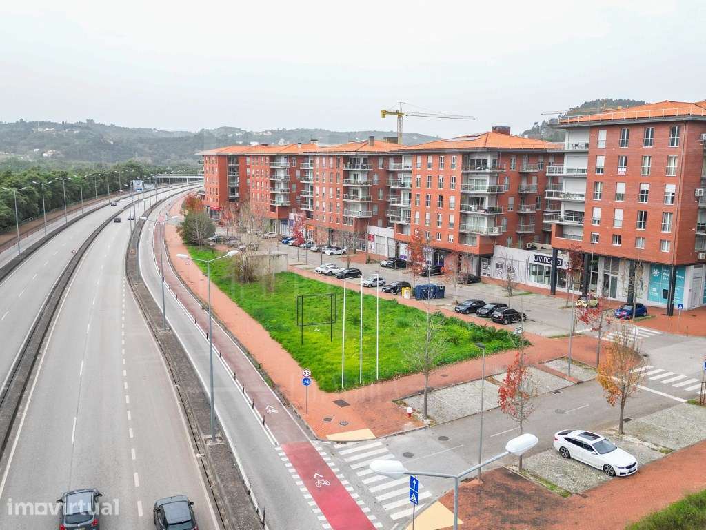 Lote de Terreno para Construção de Serviços | Quinta da Portela, Co... - Grande imagem: 3/14