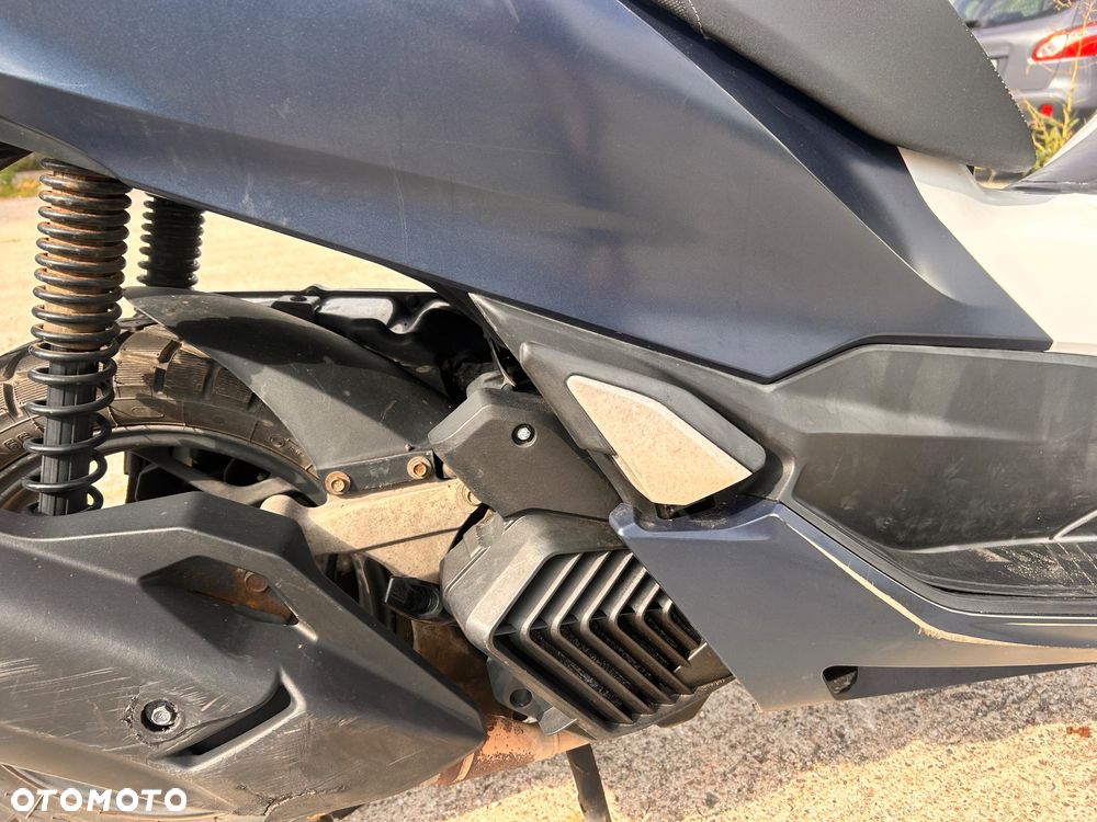 Honda PCX - 9