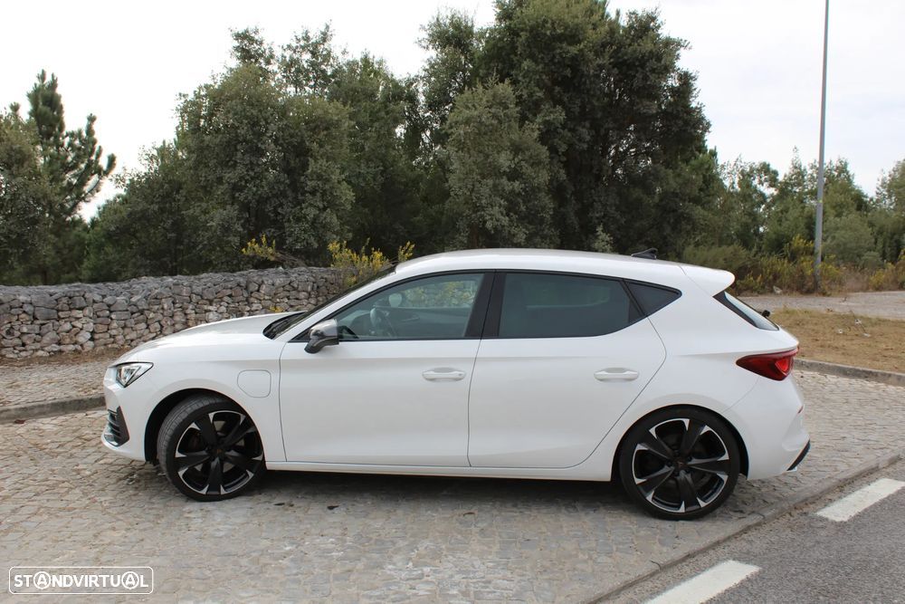 Cupra Leon 1.4 e-Hybrid (180 kW System) - 1