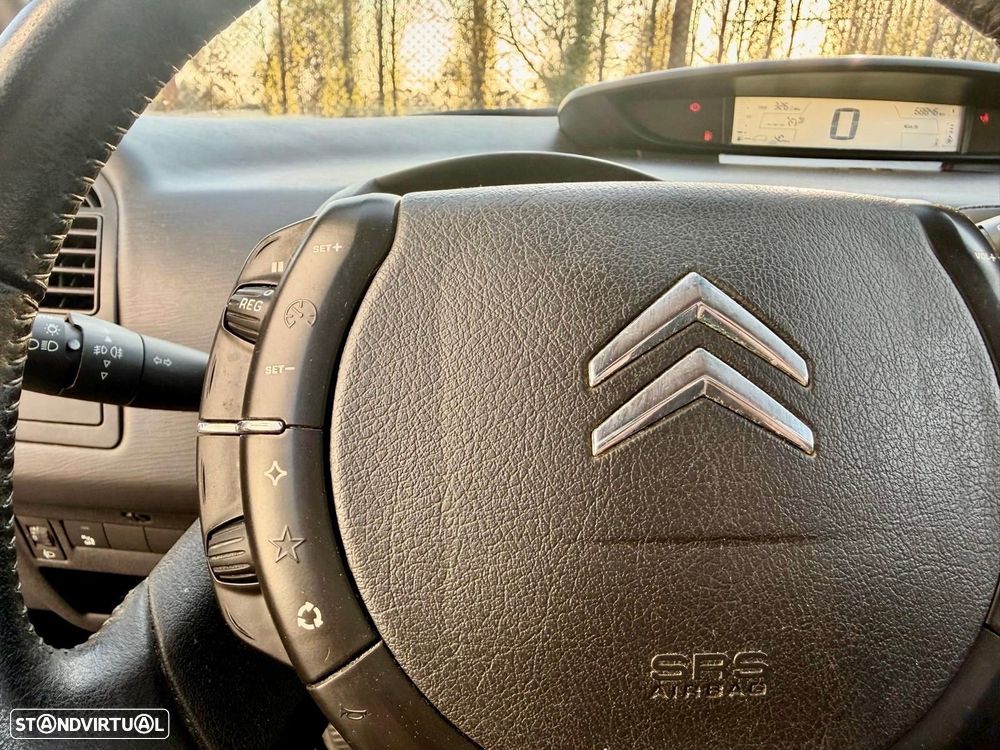Citroën C4 1.4 16V SX RFM - 17