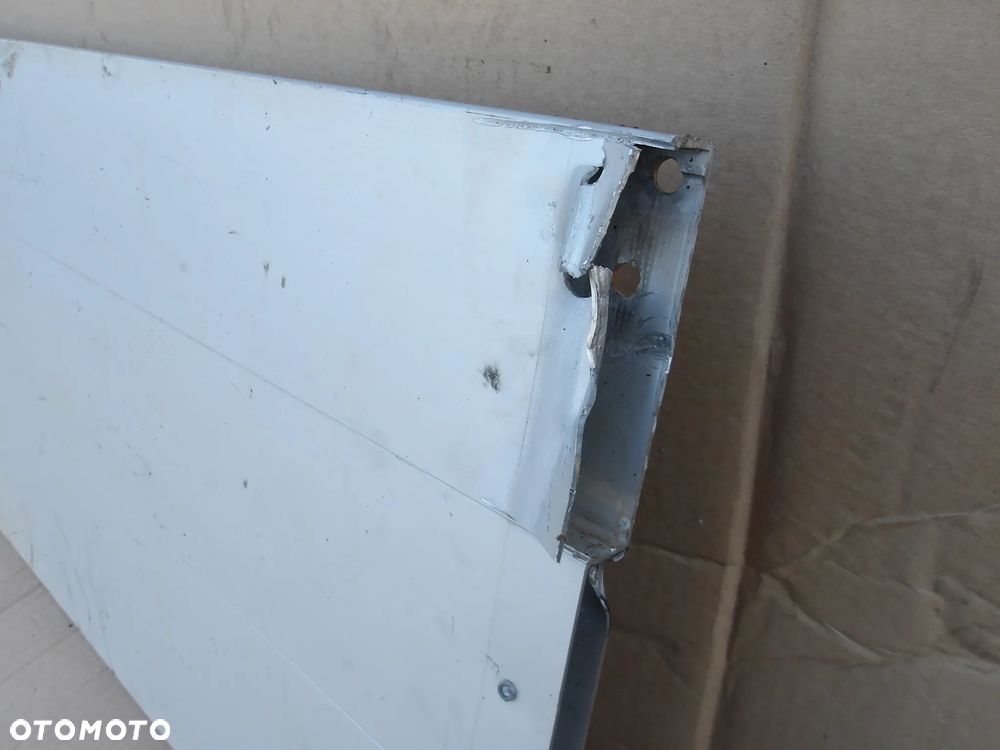 BURTA FORD TRANSIT MK8 - 28