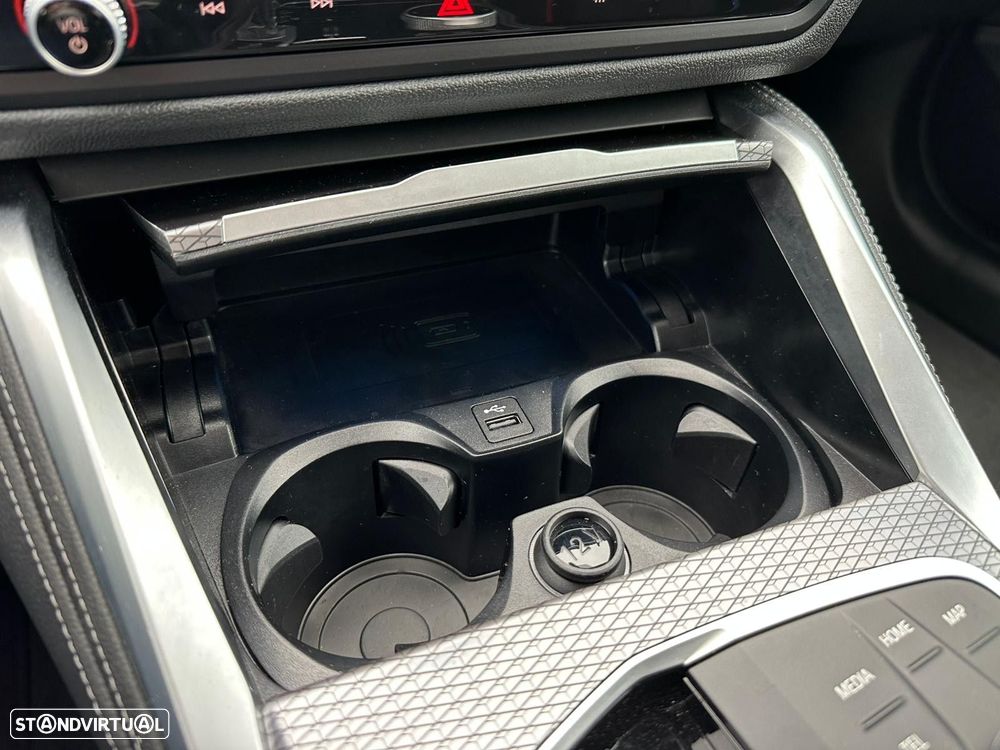 BMW 420 d xDrive Coupe M Sport - 13