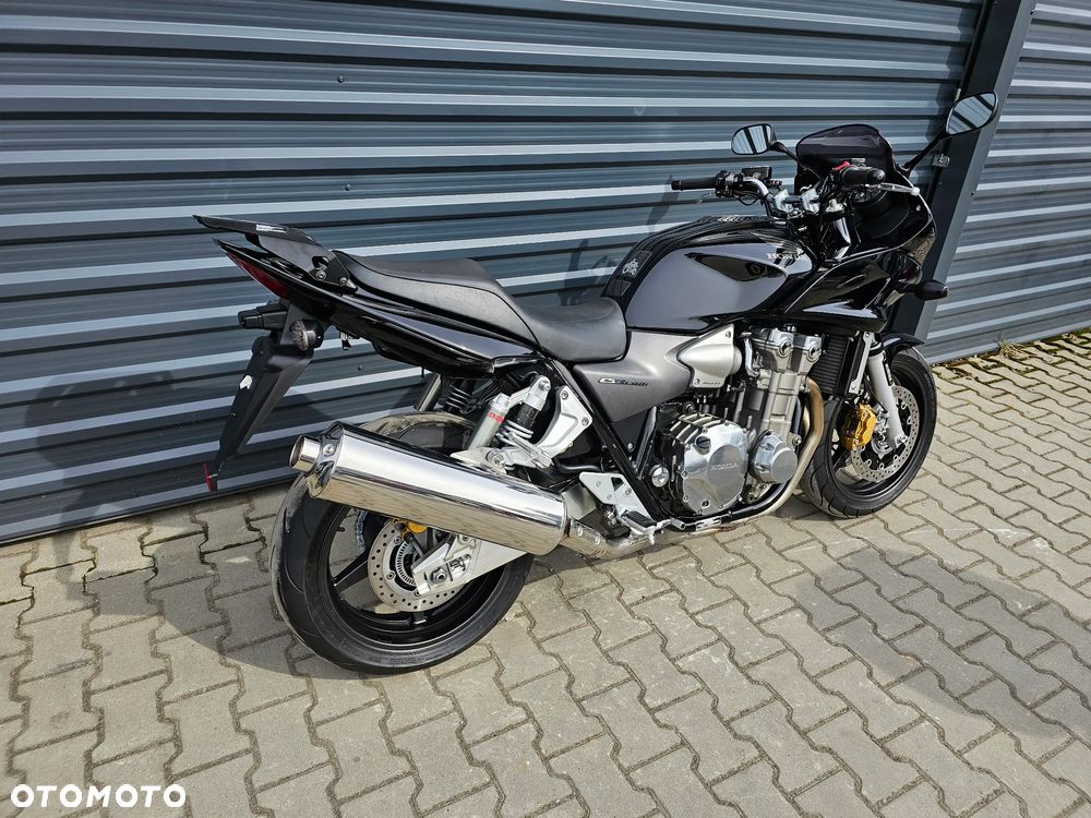 Honda CB - 4