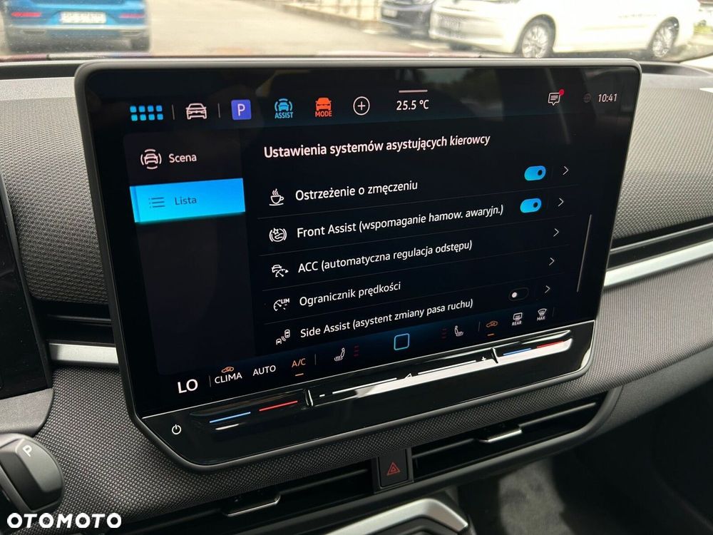Volkswagen T-Roc - 21