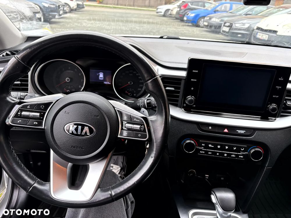 Kia Ceed 1.4 T-GDI M DCT - 24