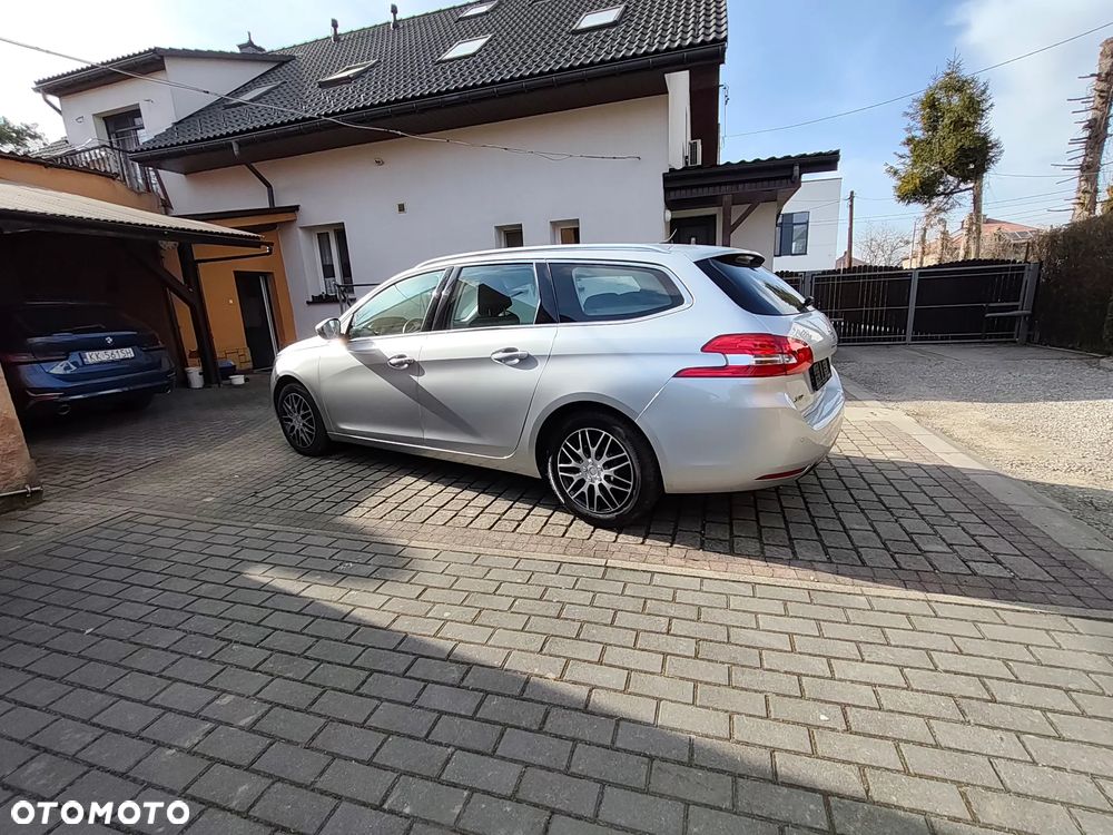 Peugeot 308 BlueHDi 150 Automatik Stop & Start Allure - 3