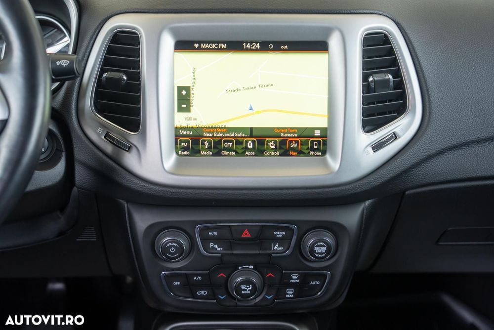 Jeep Compass 2.0 MultiJet Active Drive Automatik Longitude - 19