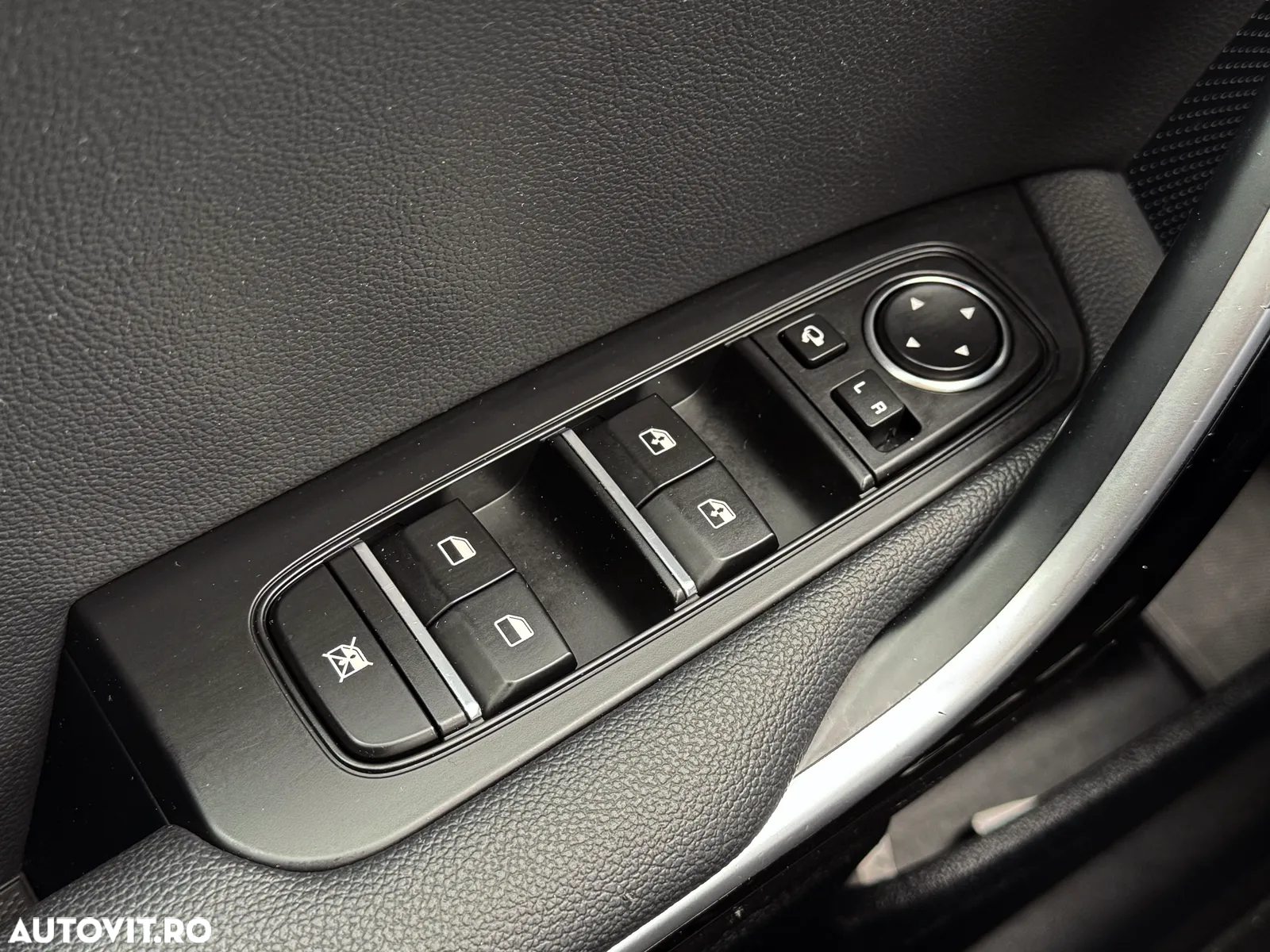 Kia Ceed SW 1.6 GDI DCT OPF Plug-in-Hybrid Spirit - 36