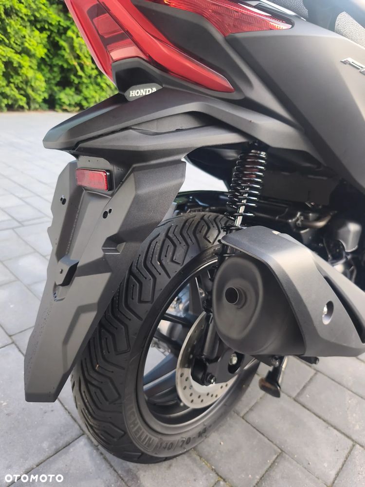Honda NSS - 4
