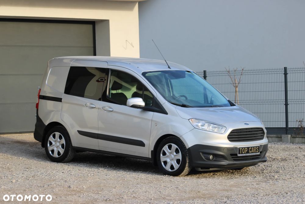 Ford transit courier - 6