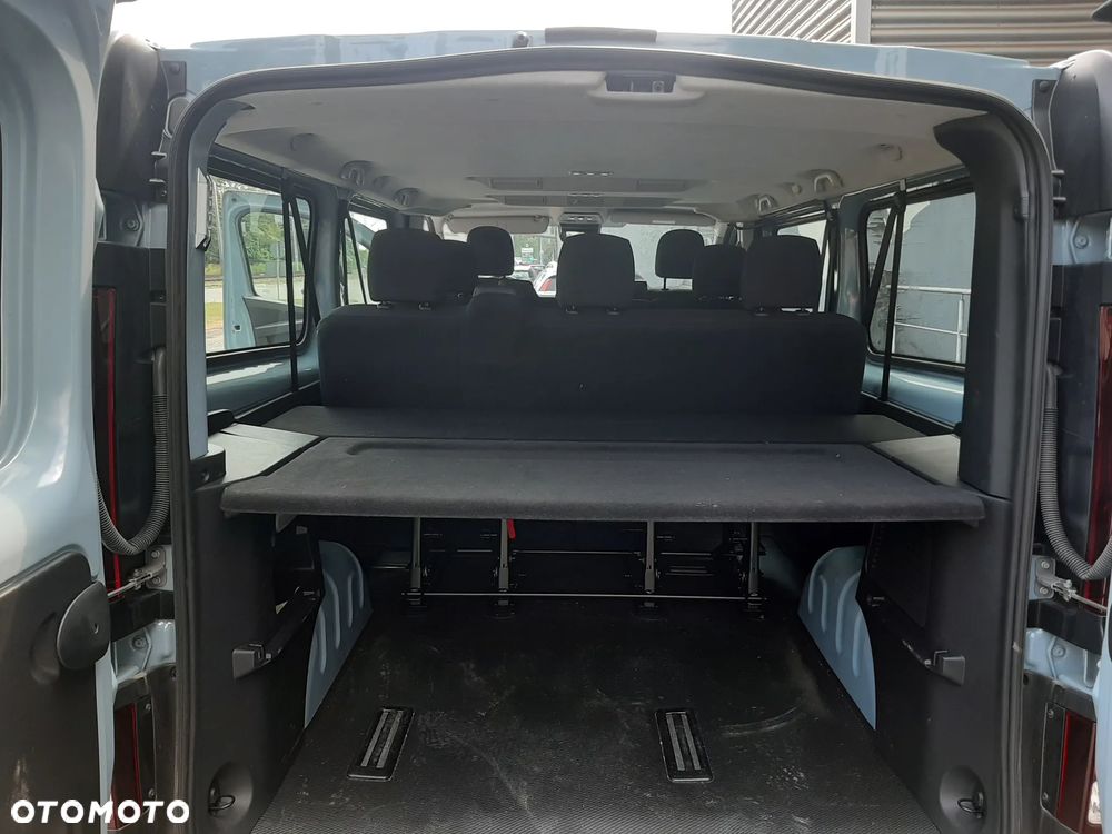 Renault Trafic 2.0 dCi - 6