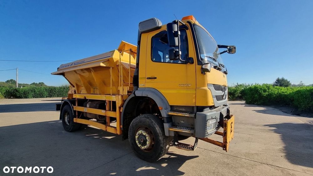 Mercedes-Benz AROX 1824 - 1