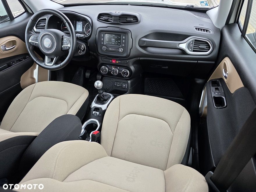 Jeep Renegade 1.6 E-torQ Longitude Adventure Edition - 23