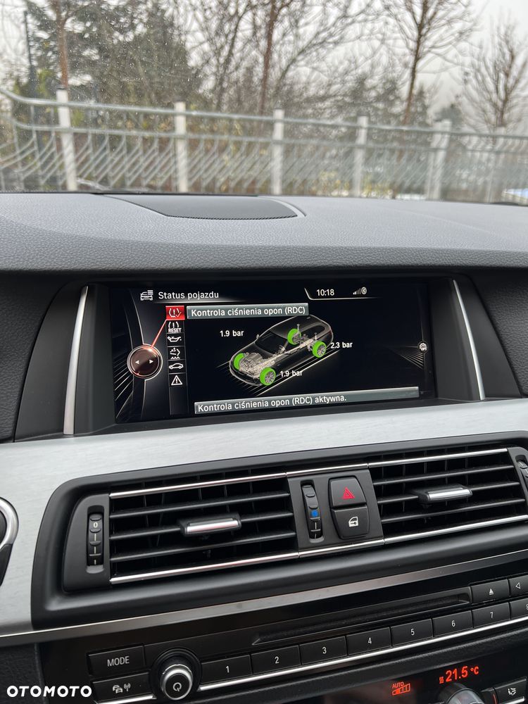 BMW Seria 5 525d xDrive Sport-Aut - 16