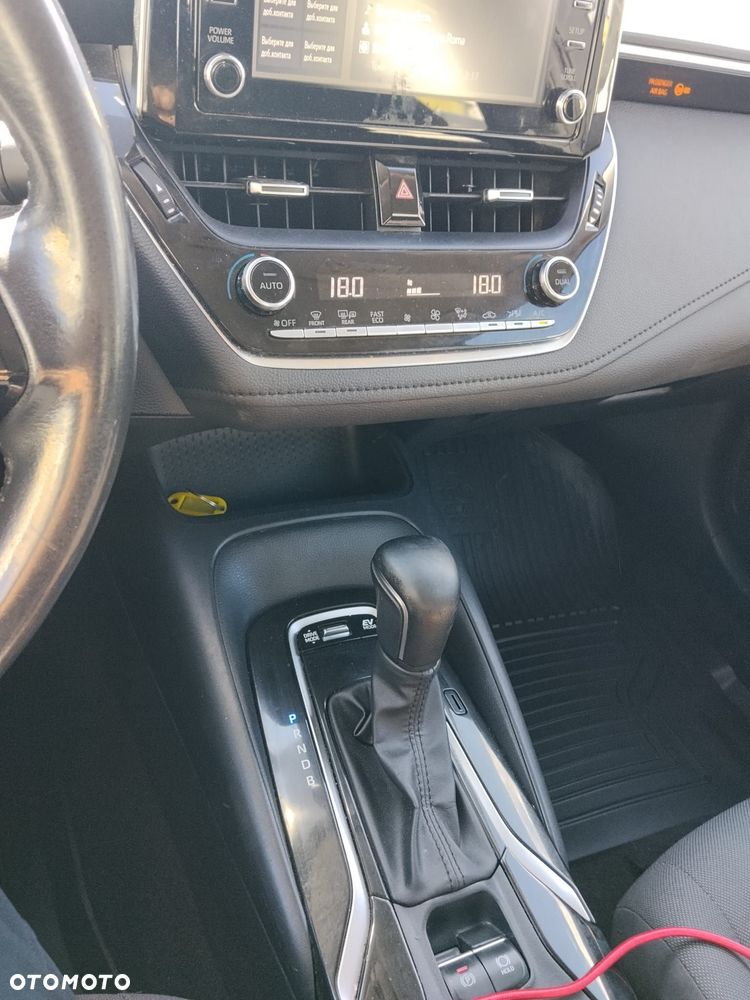 Toyota Corolla 1.8 Hybrid Comfort - 9