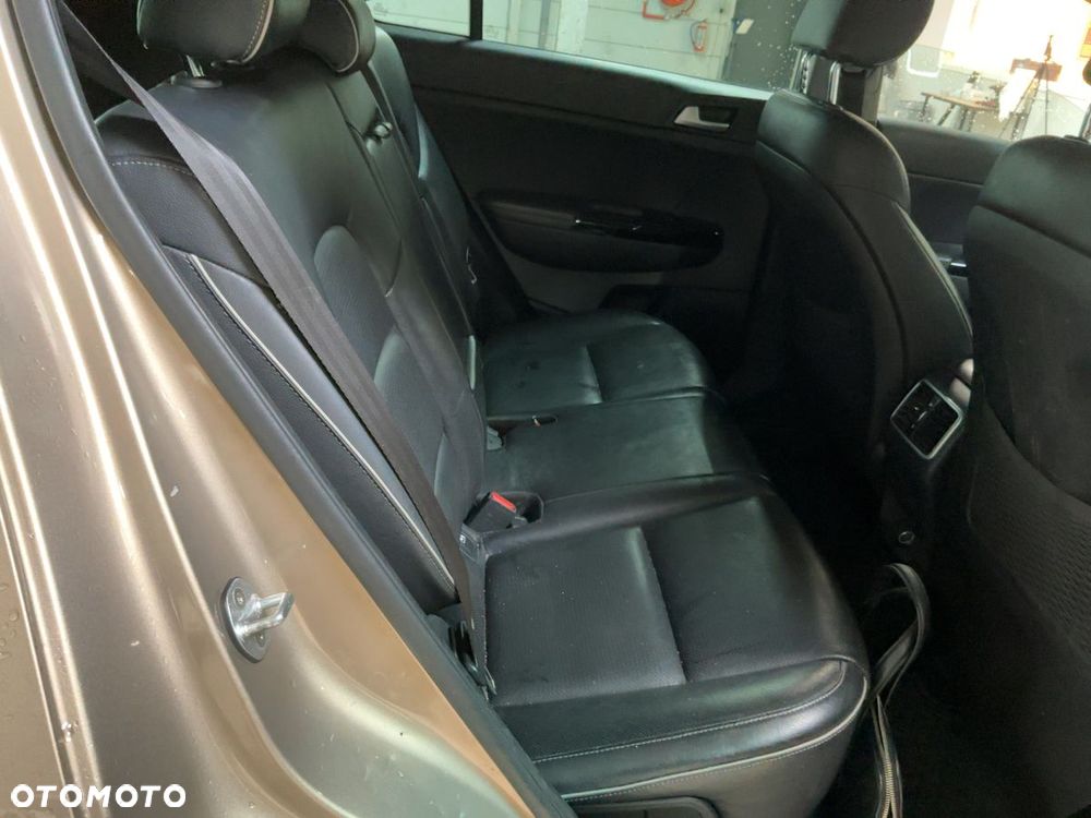 Kia Sportage 1.6 GDI L 2WD - 7