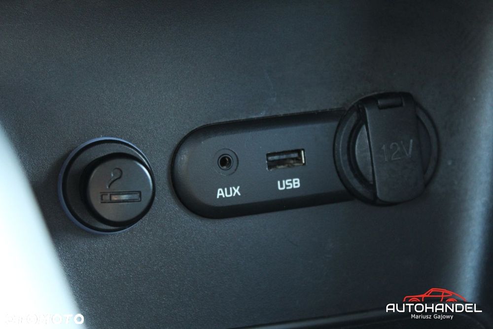 Kia Ceed - 14