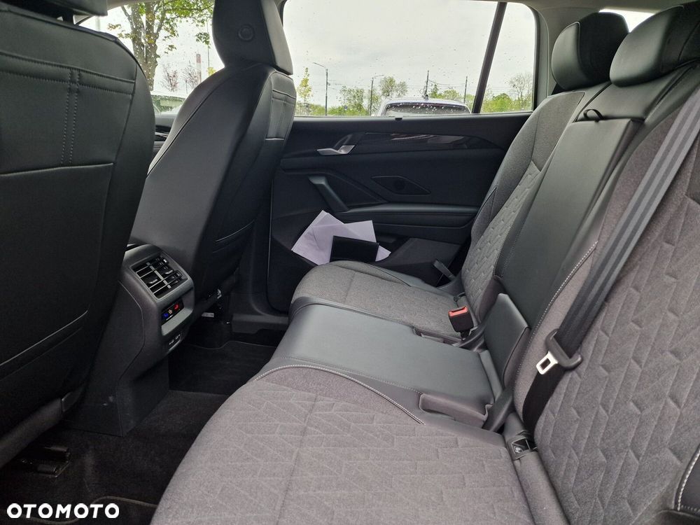 Volkswagen Tayron 2.0 TDI SCR 4Mot Elegance DSG - 13