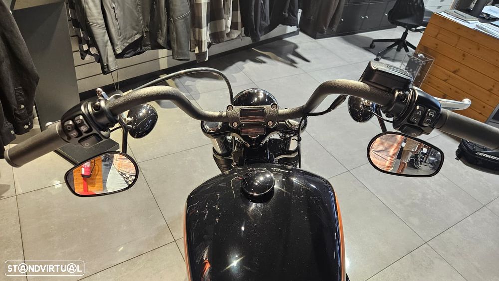 Harley-Davidson Street Bob 114 - 12