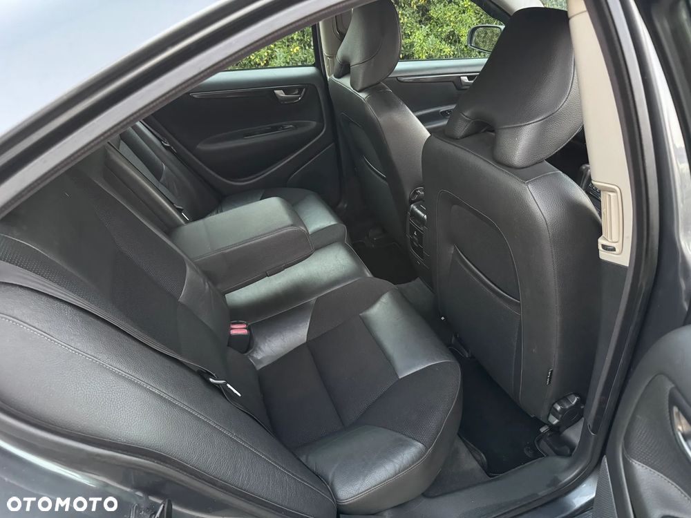 Volvo S60 - 19