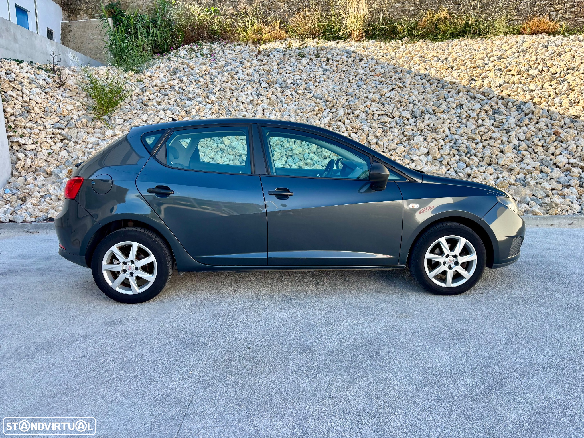SEAT Ibiza 1.2 12V Reference - 16