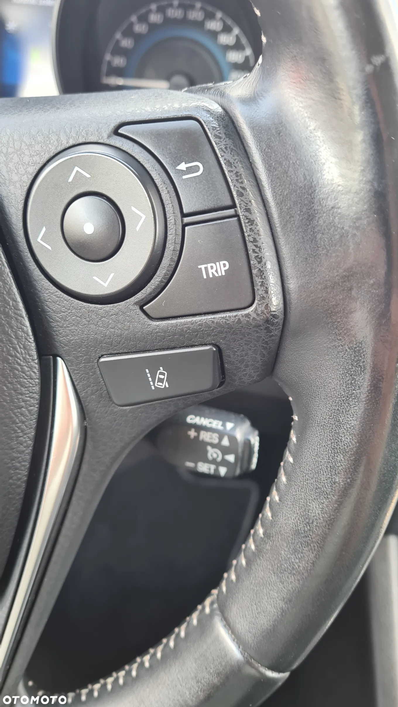 Toyota Auris - 11