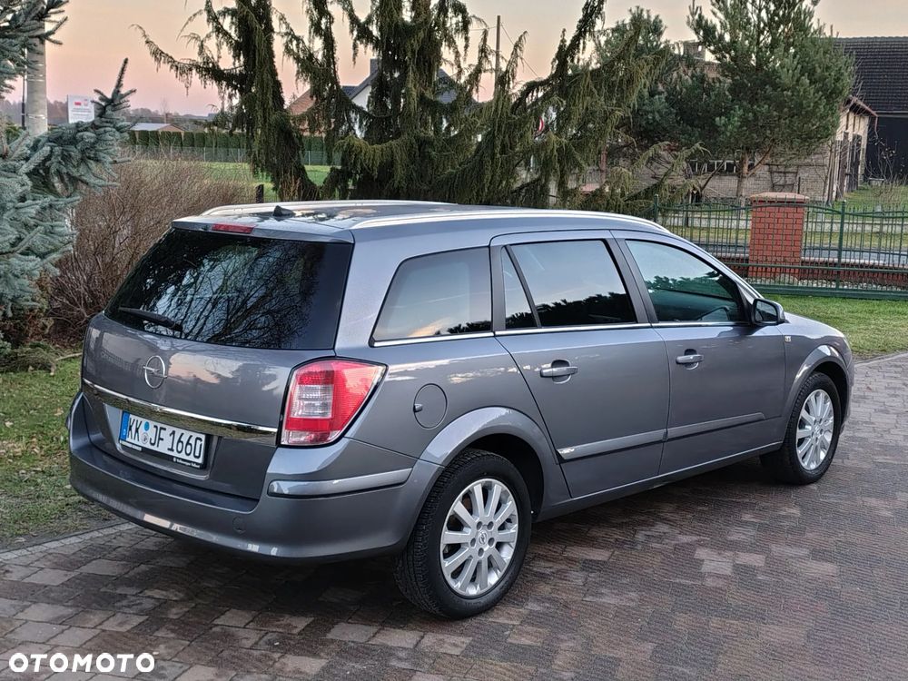 Opel Astra 1.6 Easytronic NAVI - 4