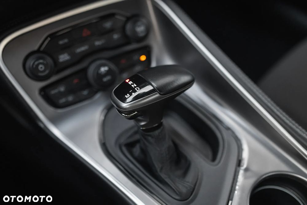 Dodge Challenger Automatik R/T Plus Scat Pack - 27