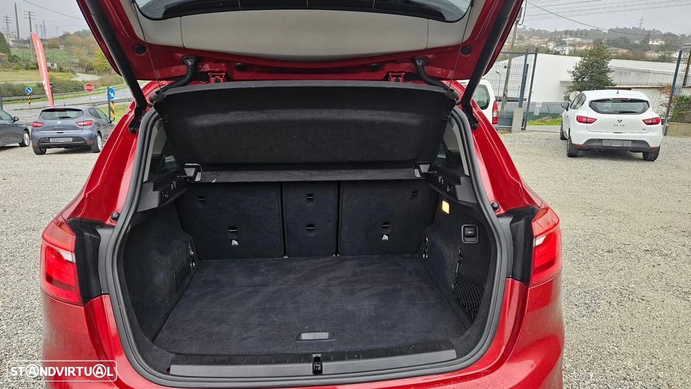 BMW 218 Active Tourer d Sport Line - 7