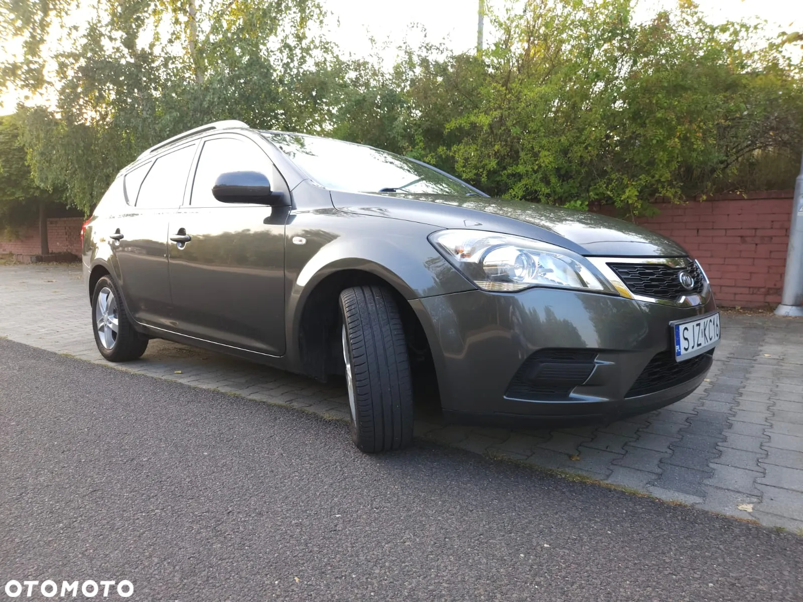 Kia Ceed 1.4 CVVT SW Dream-Team Edition - 8