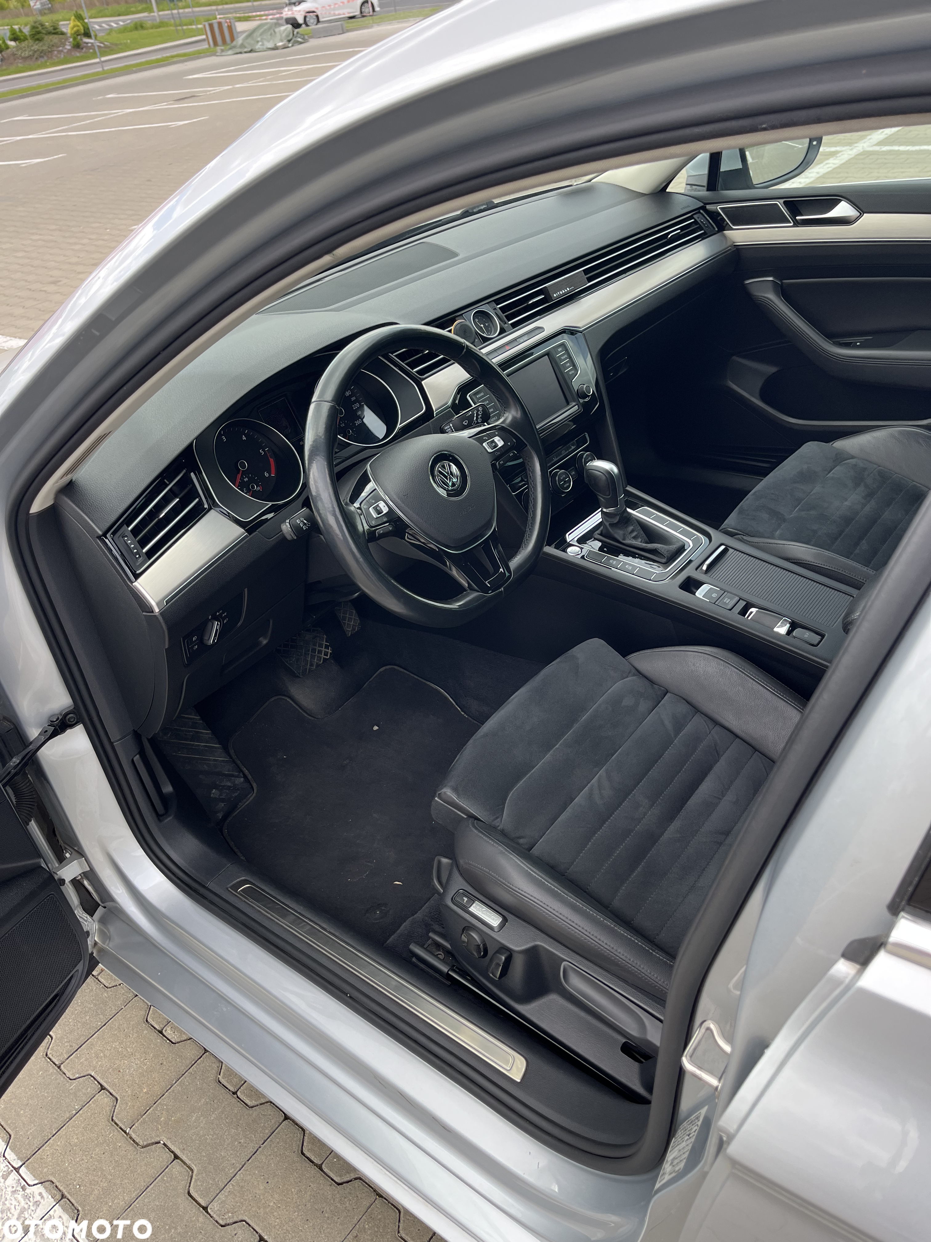 Volkswagen Passat 2.0 TDI BMT Highline DSG - 14