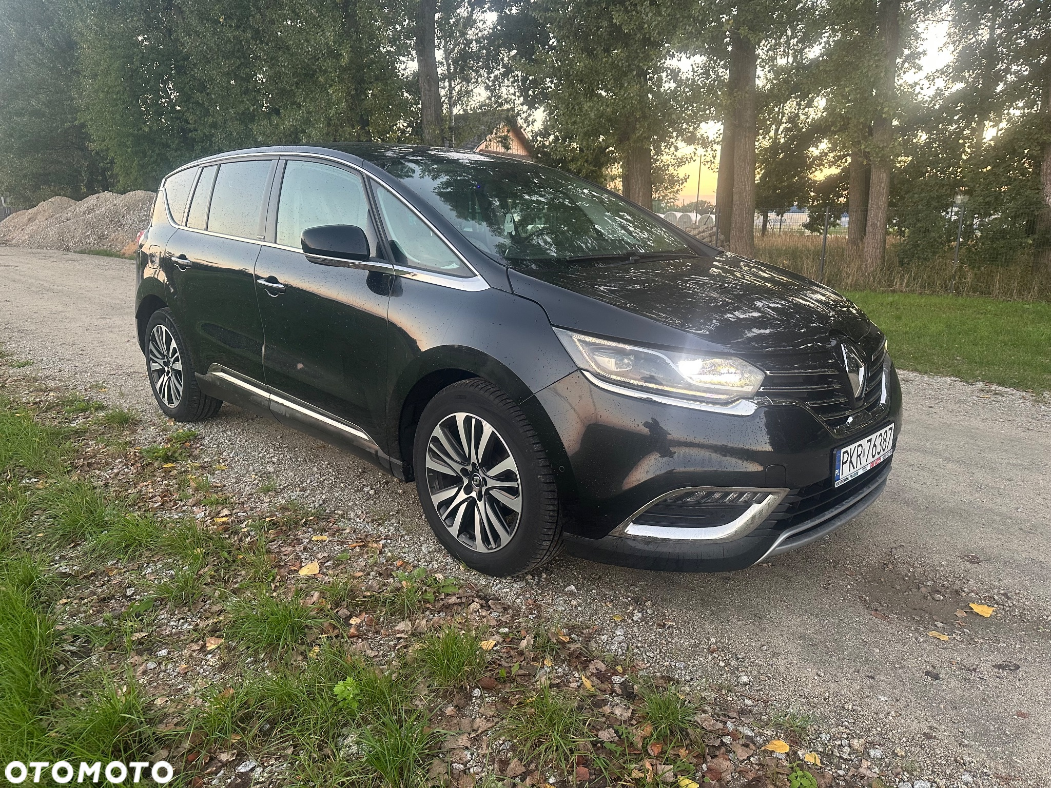 Renault Espace 1.6 dCi Energy Initiale Paris EDC 7os - 8