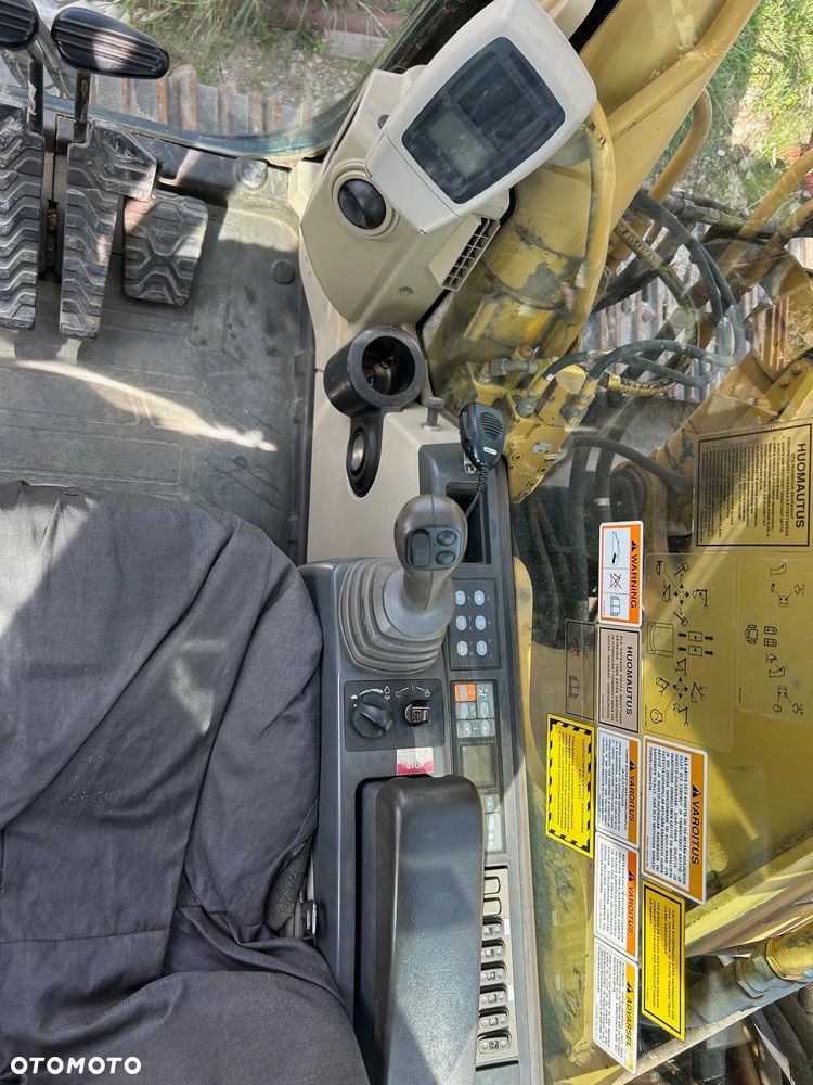 Caterpillar CAT 322C - 9